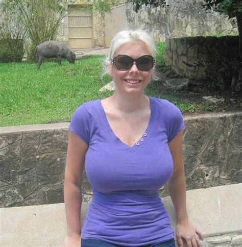 Amateur Mature Boobs Porn Videos .